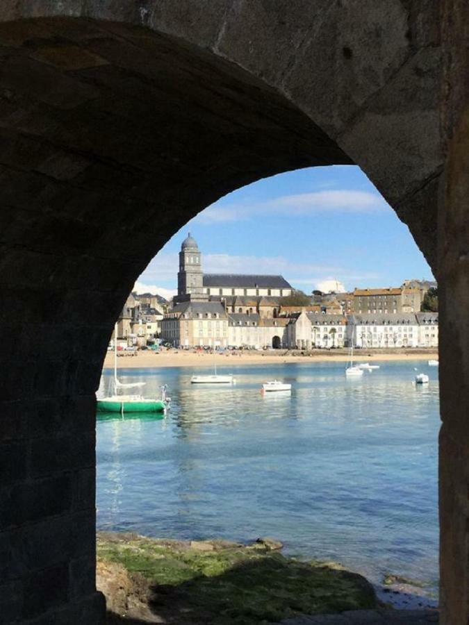 Logement Entier Saint Malo Vue Mer, Proche Ferry, Commerces Et Plage Solidor 50 M Ngoại thất bức ảnh